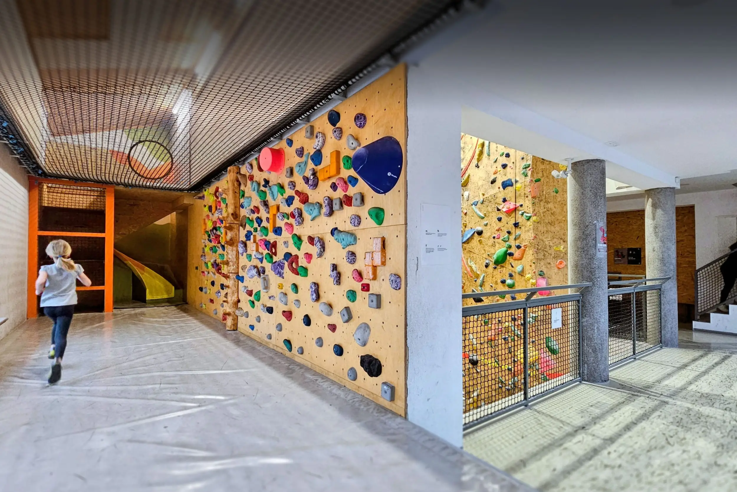 plezarna in adrenalinski park